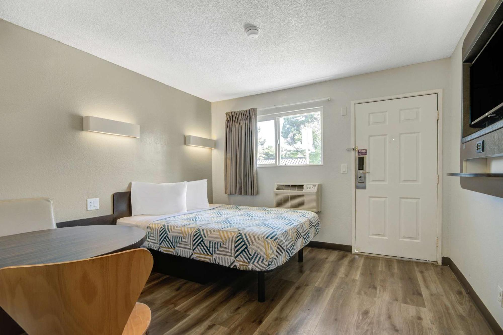 Motel 6-San Jose, Ca - Airport Dış mekan fotoğraf