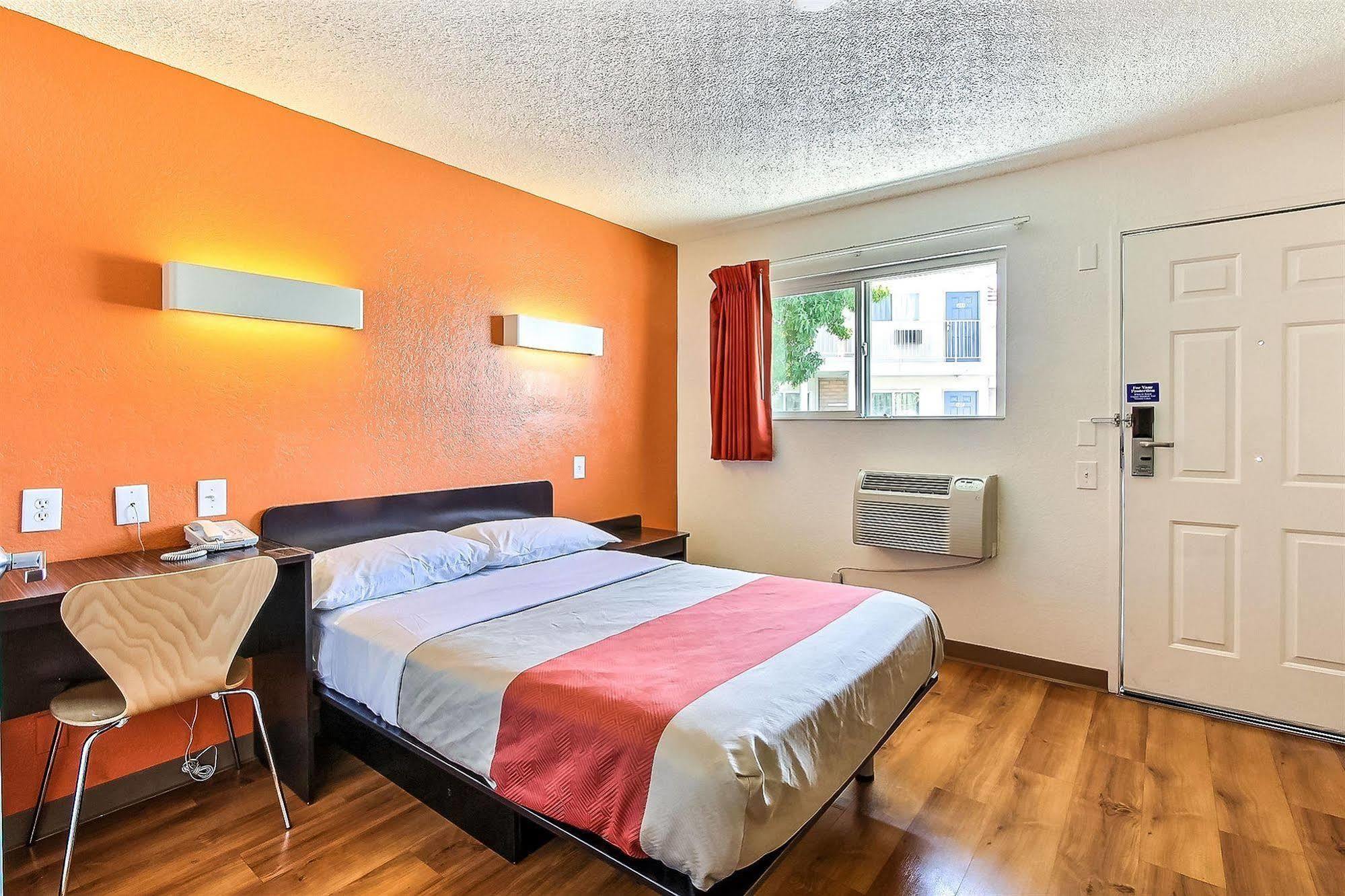 Motel 6-San Jose, Ca - Airport Dış mekan fotoğraf