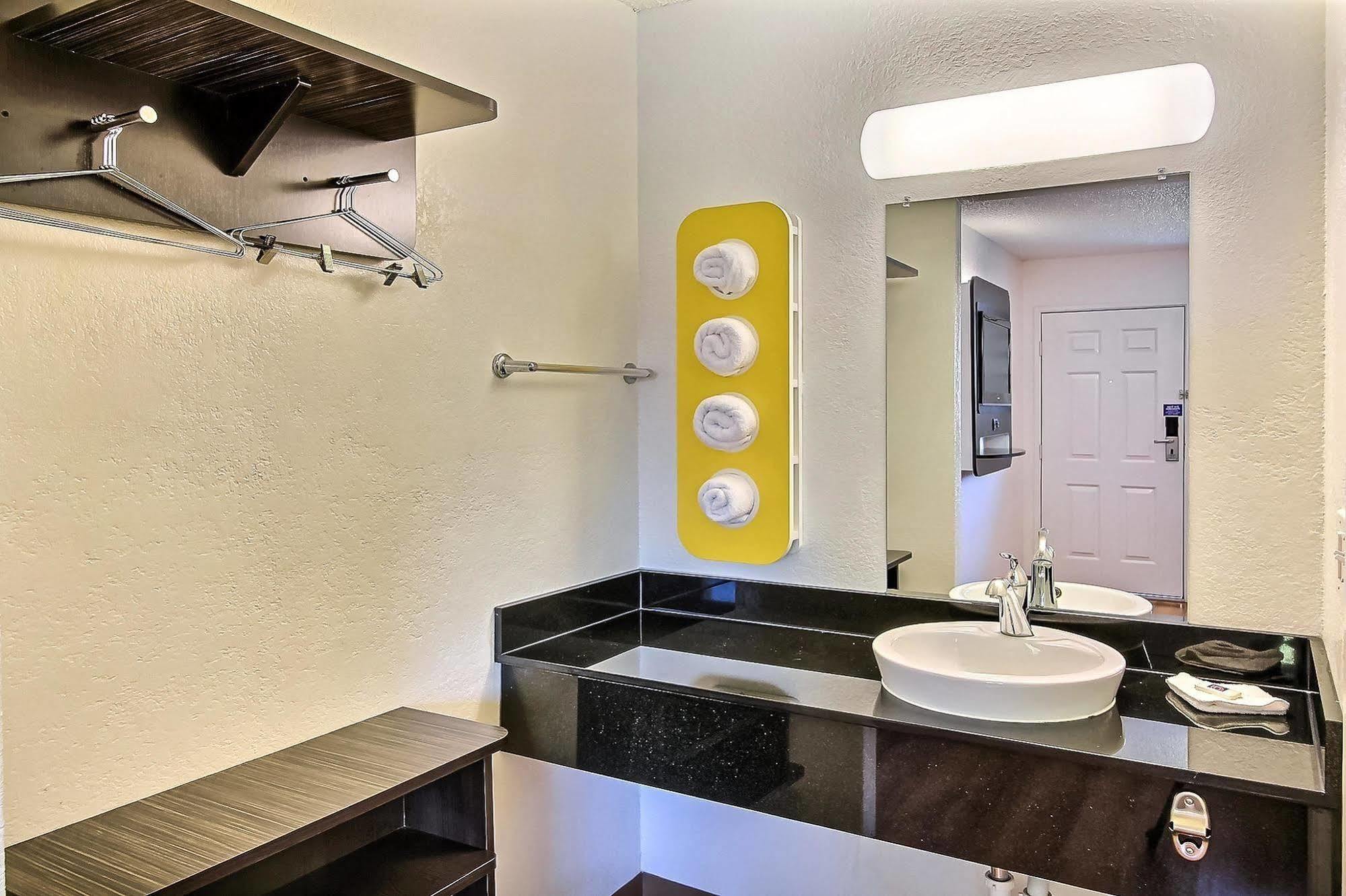 Motel 6-San Jose, Ca - Airport Dış mekan fotoğraf