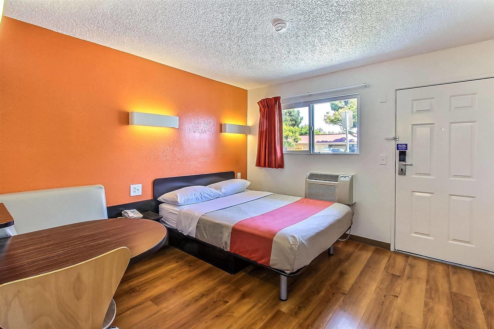 Motel 6-San Jose, Ca - Airport Dış mekan fotoğraf